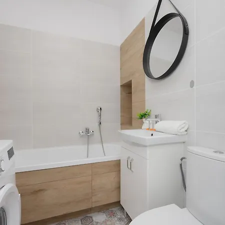 Modern Near Airport Wlochy By Renters Warsaw